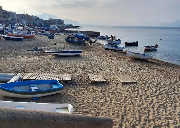 別荘 Siciliano Palace バゲリーア